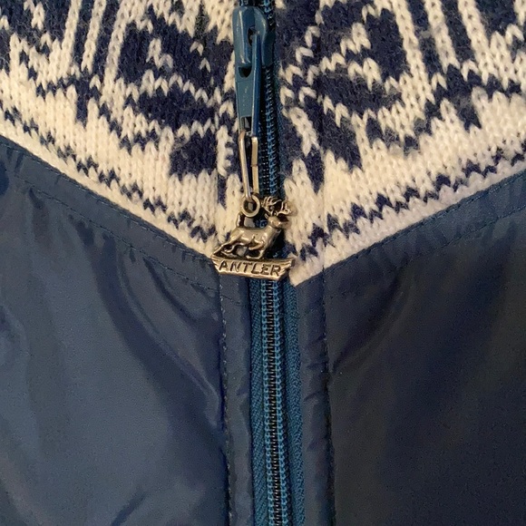 Vintage Antler Down & Feather Vest - Picture 2 of 7